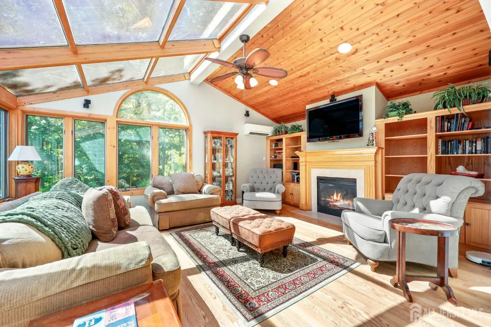 13 Tara Lin Drive Hazlet, NJ 07730