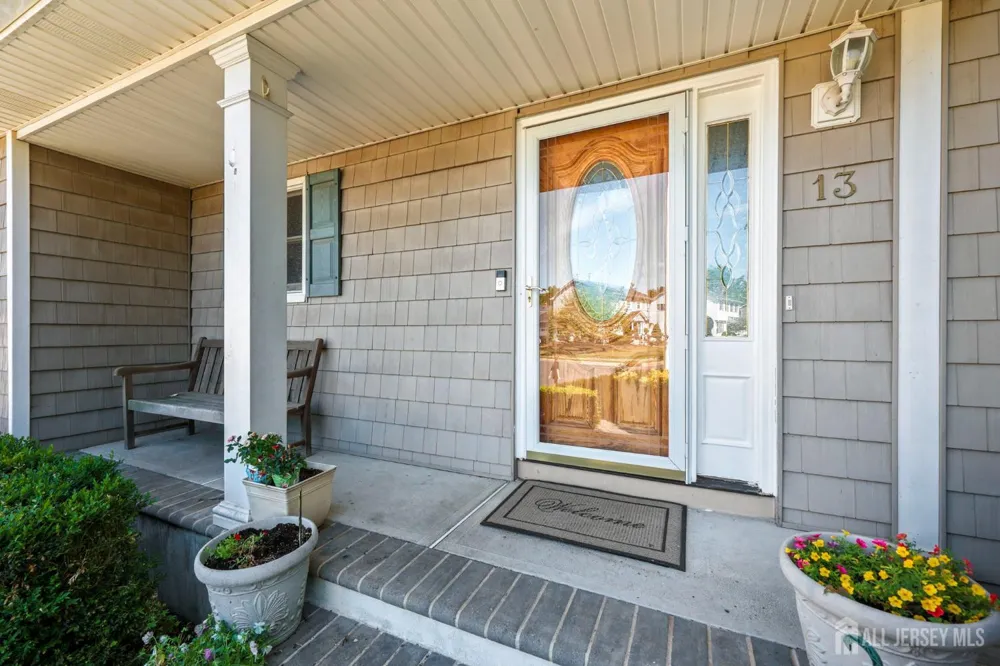 13 Tara Lin Drive Hazlet, NJ 07730