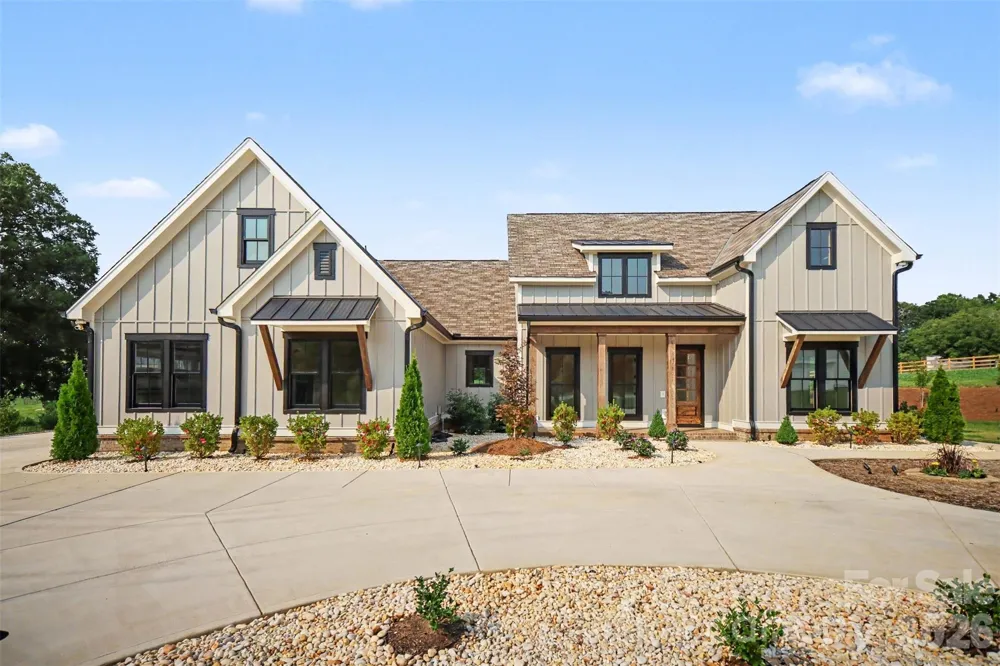 1012 Marthas Meadow Lane Monroe, NC 28112