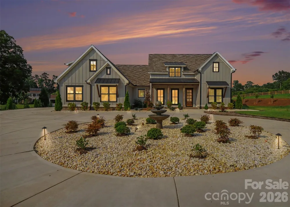 1012 Marthas Meadow Lane Monroe, NC 28112