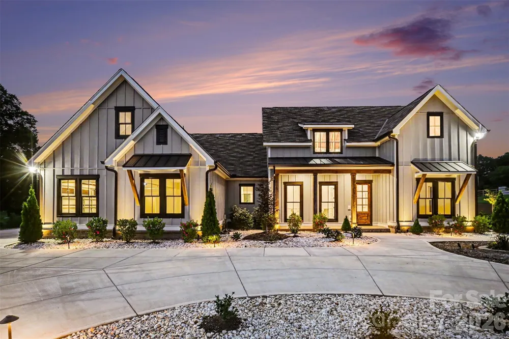 1012 Marthas Meadow Lane Monroe, NC 28112
