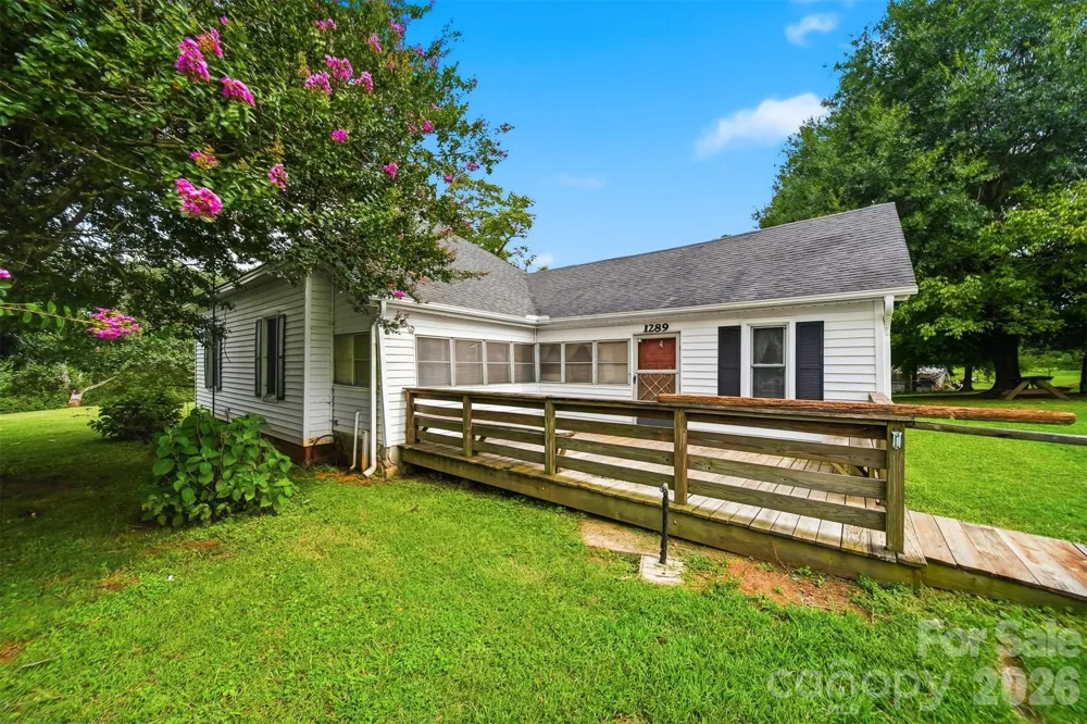 1289 Davis Road Lincolnton, NC 28092