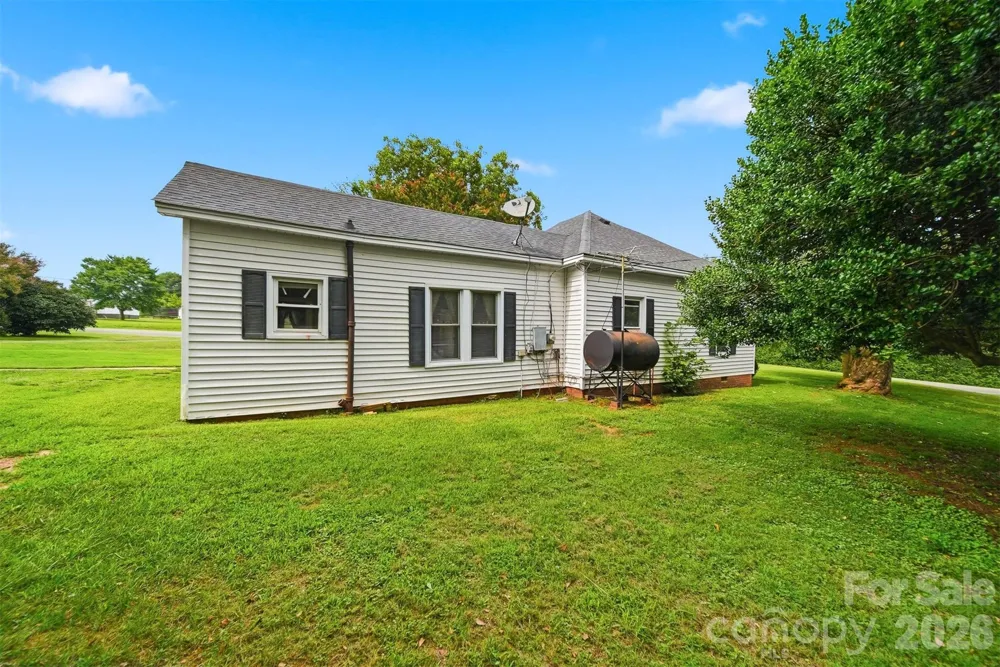 1289 Davis Road Lincolnton, NC 28092