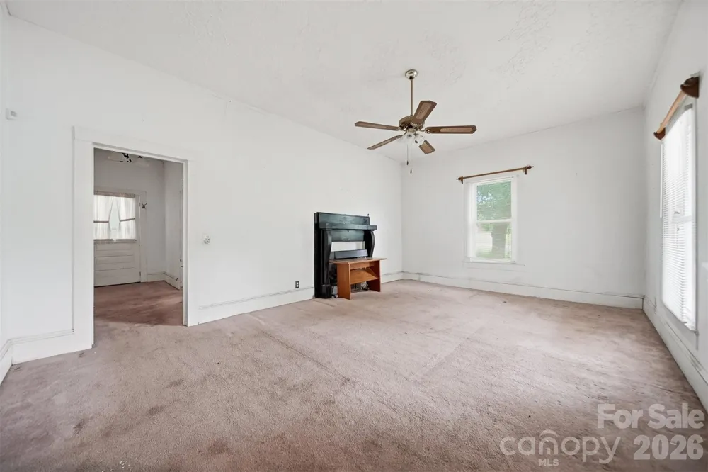 1289 Davis Road Lincolnton, NC 28092