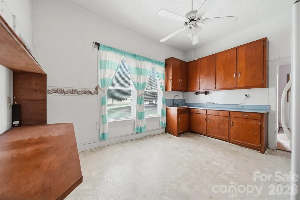 1289 Davis Road Lincolnton, NC 28092