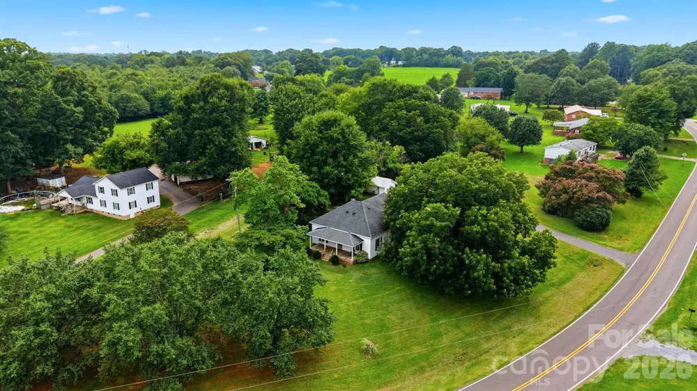 1289 Davis Road Lincolnton, NC 28092