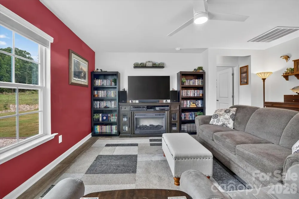 196 Beebop Lane Lexington, NC 27295