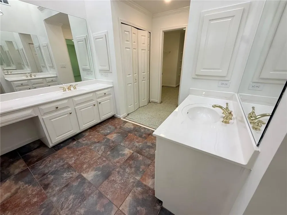 14 Carrington Way Sandy Springs, GA 30328