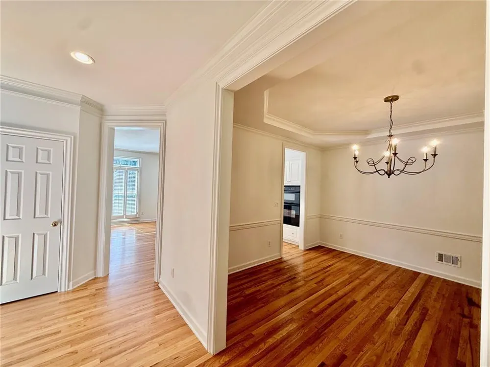 14 Carrington Way Sandy Springs, GA 30328