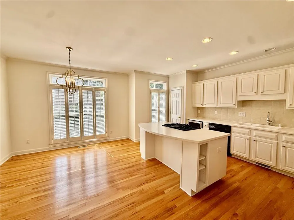 14 Carrington Way Sandy Springs, GA 30328