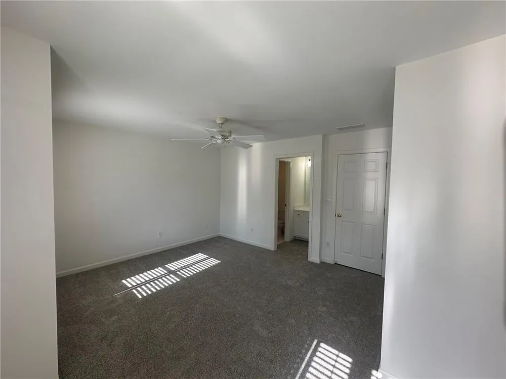 14 Carrington Way Sandy Springs, GA 30328