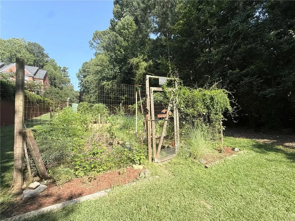 14 Carrington Way Sandy Springs, GA 30328
