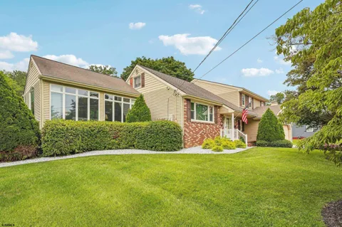 12 Vickers Ave