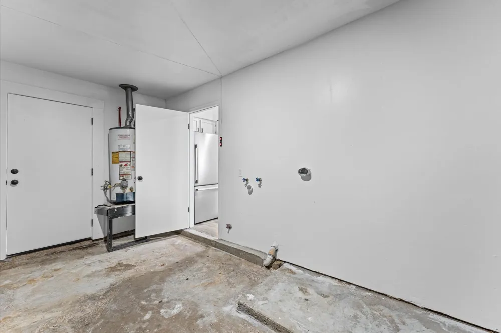 5403 Tavenor Lane Houston, TX 77048