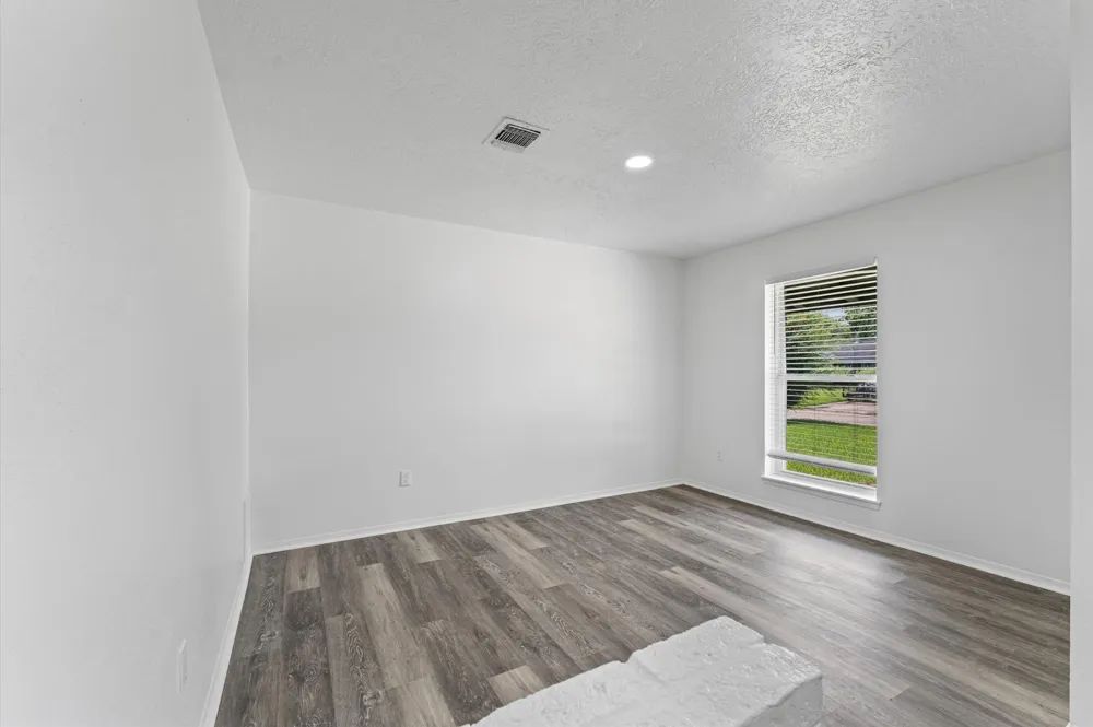 5403 Tavenor Lane Houston, TX 77048
