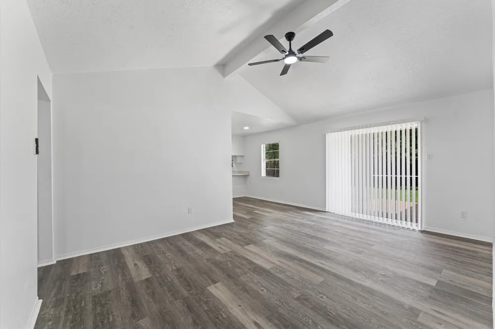 5403 Tavenor Lane Houston, TX 77048
