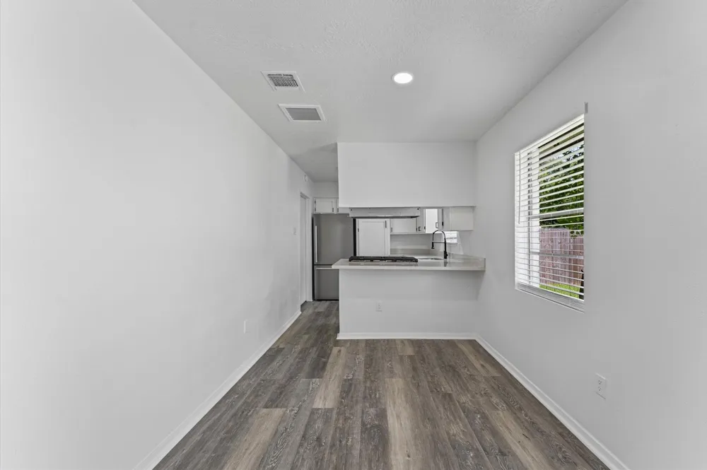 5403 Tavenor Lane Houston, TX 77048