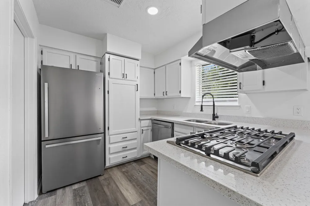 5403 Tavenor Lane Houston, TX 77048