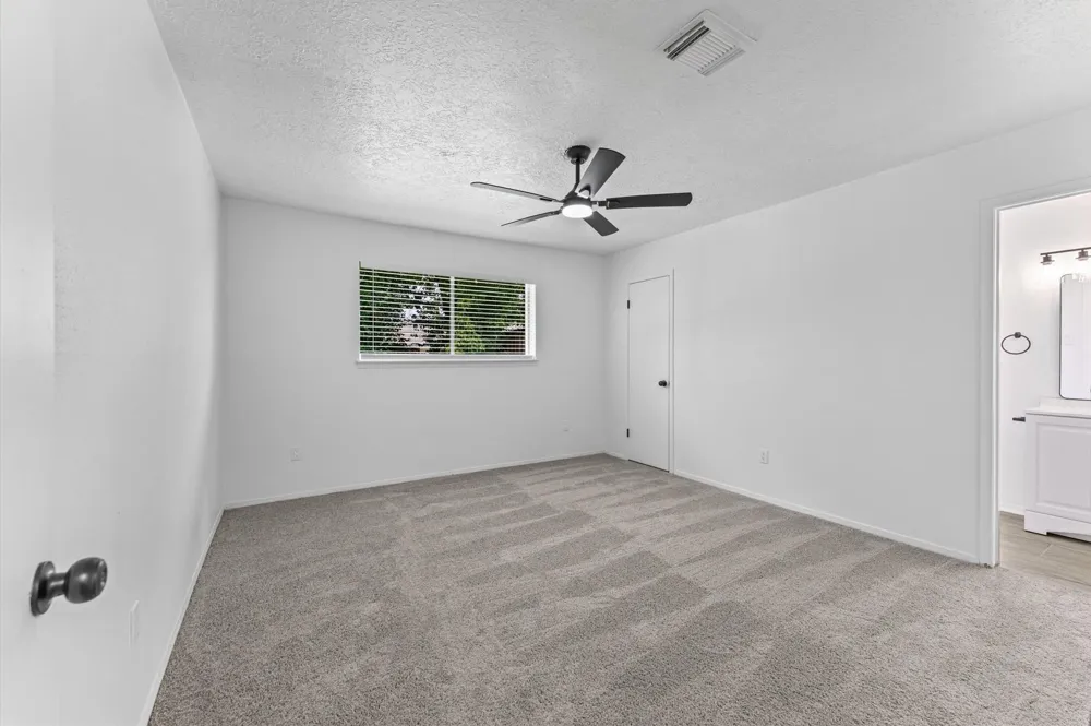 5403 Tavenor Lane Houston, TX 77048