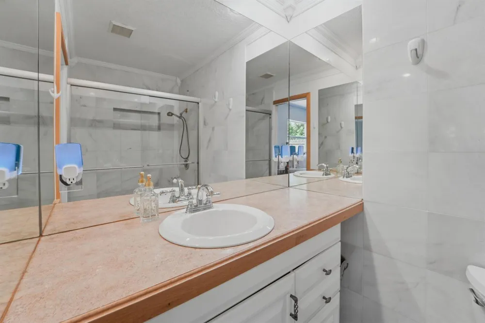 8645 SE Alabama Place Hobe Sound, FL 33455