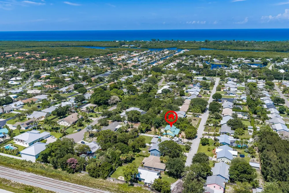 8645 SE Alabama Place Hobe Sound, FL 33455
