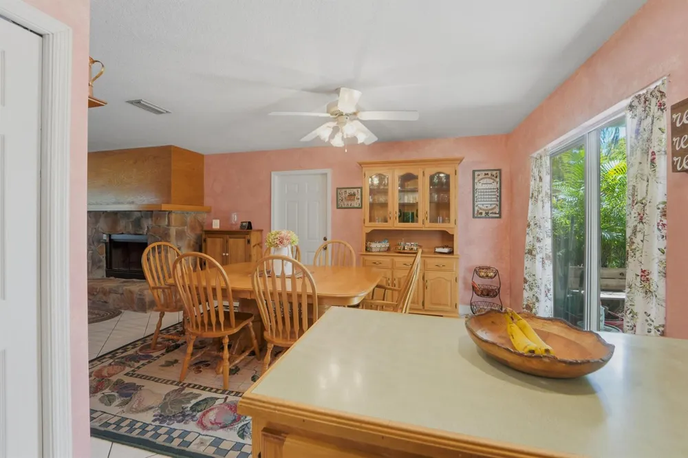 8645 SE Alabama Place Hobe Sound, FL 33455