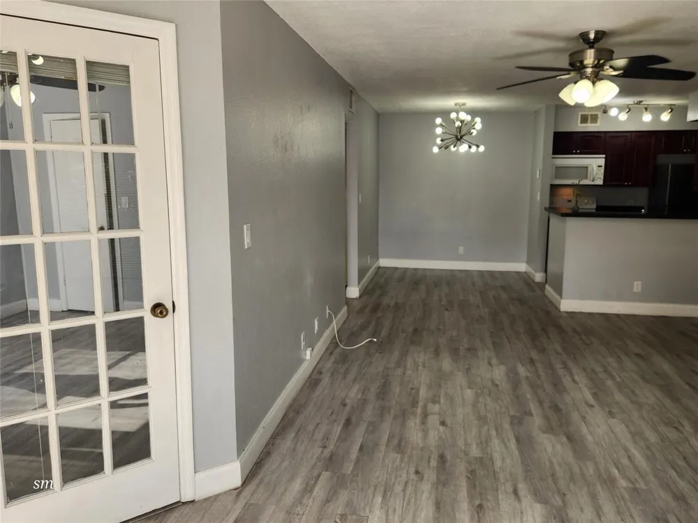 2736 S University Drive #1101 Davie, FL 33328