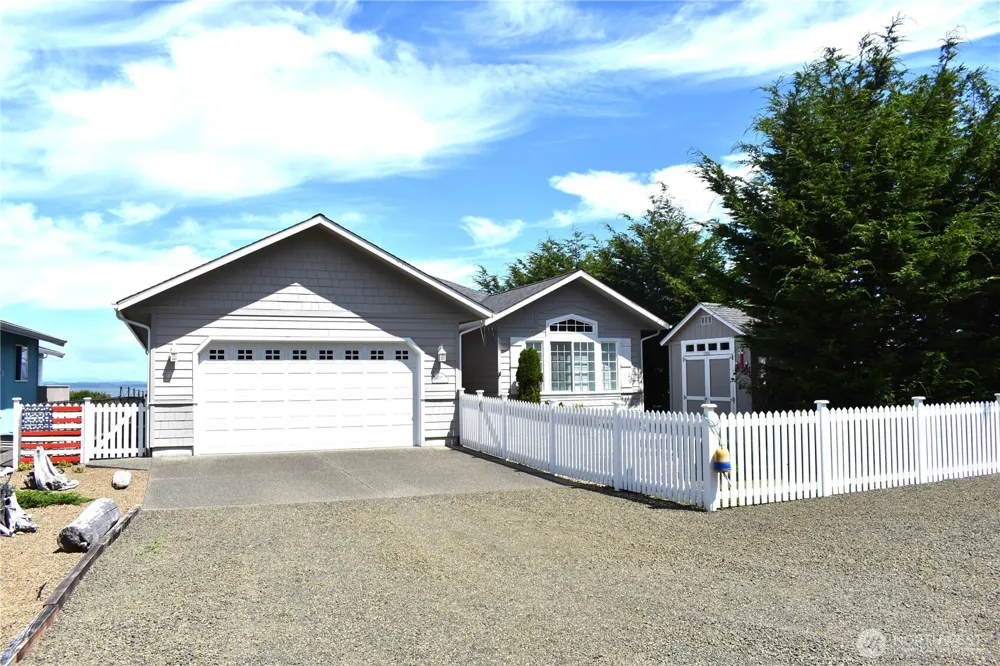 268 Sunrise Avenue SE Ocean Shores, WA 98569