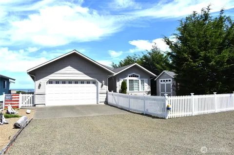 268 Sunrise Avenue SE