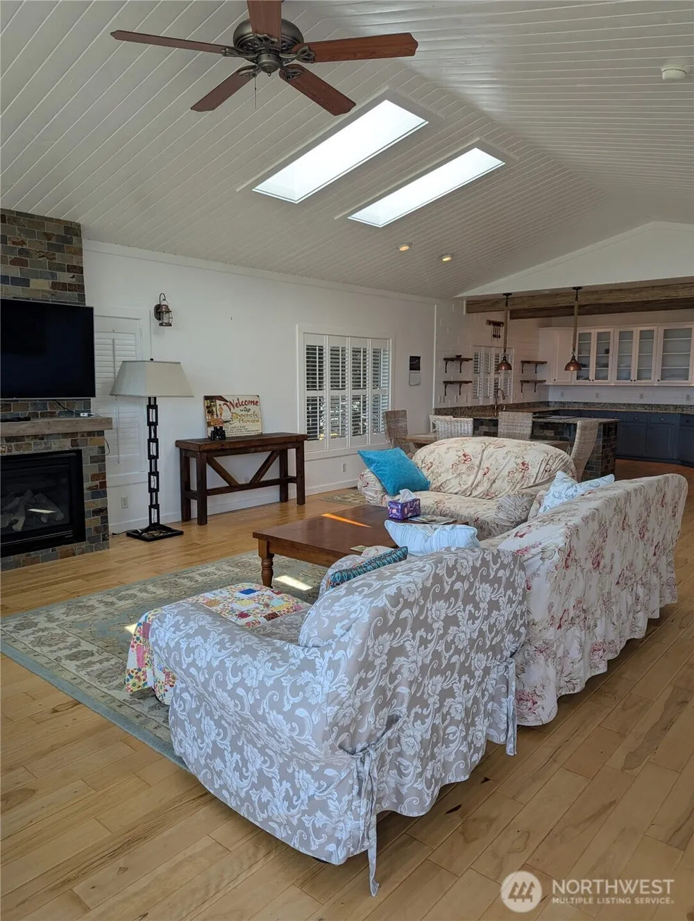 268 Sunrise Avenue SE Ocean Shores, WA 98569