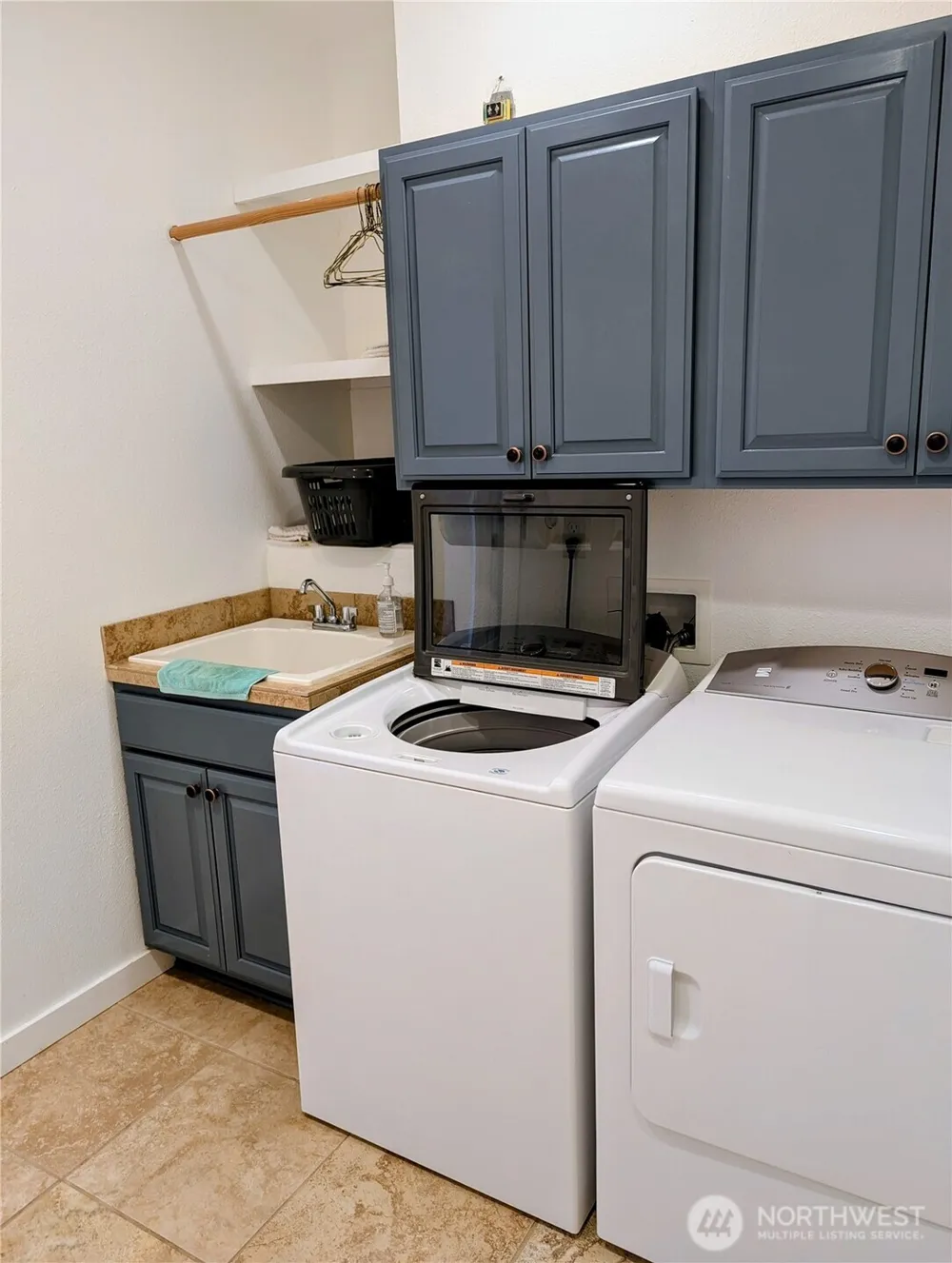 268 Sunrise Avenue SE Ocean Shores, WA 98569