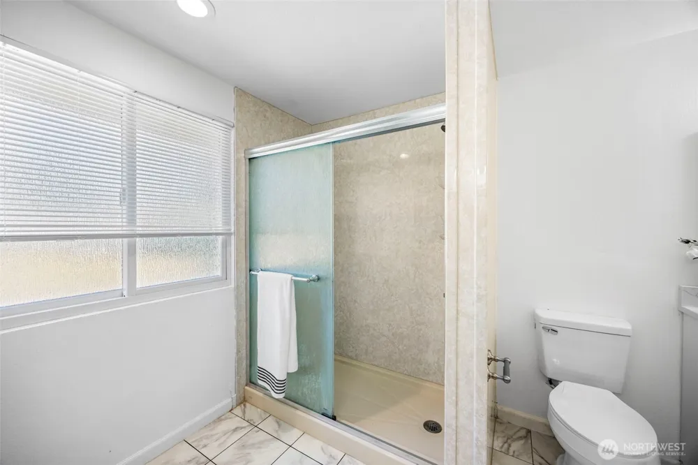 2825 I STREET SE Auburn, WA 98002