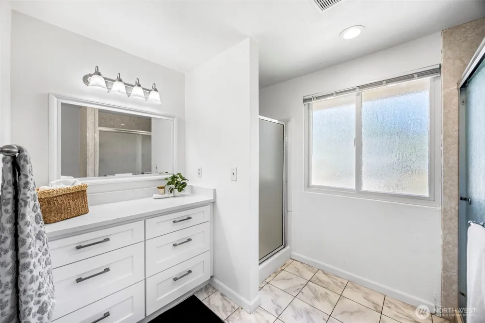 2825 I STREET SE Auburn, WA 98002