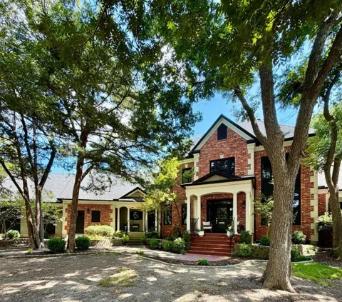 12 Misty Meadow Drive