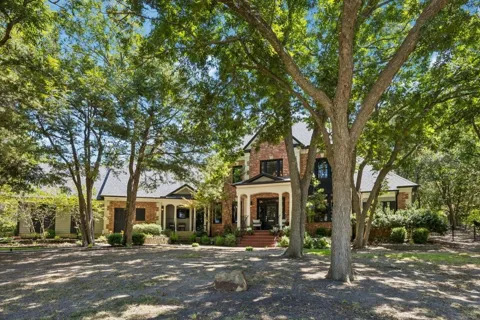 12 Misty Meadow Drive