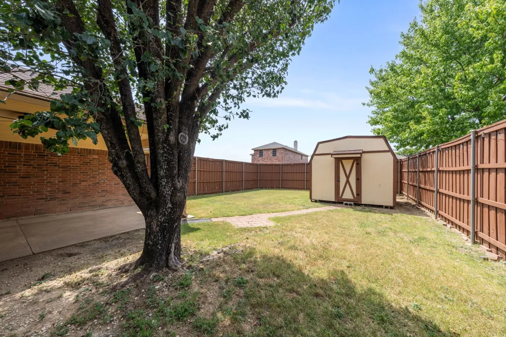 412 Sugar Mill Road Cedar Hill, TX 75104