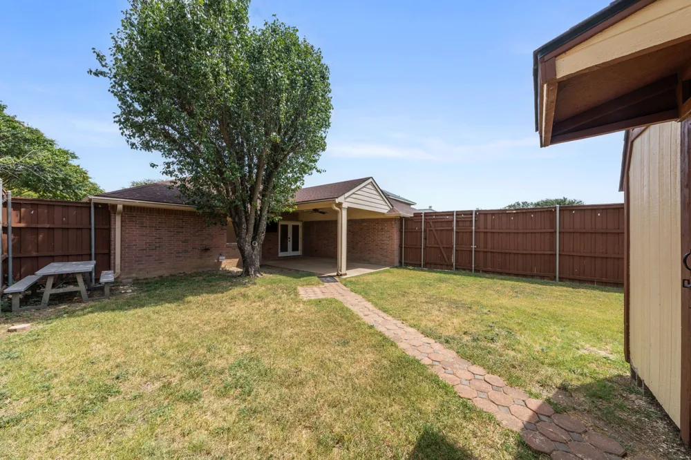 412 Sugar Mill Road Cedar Hill, TX 75104