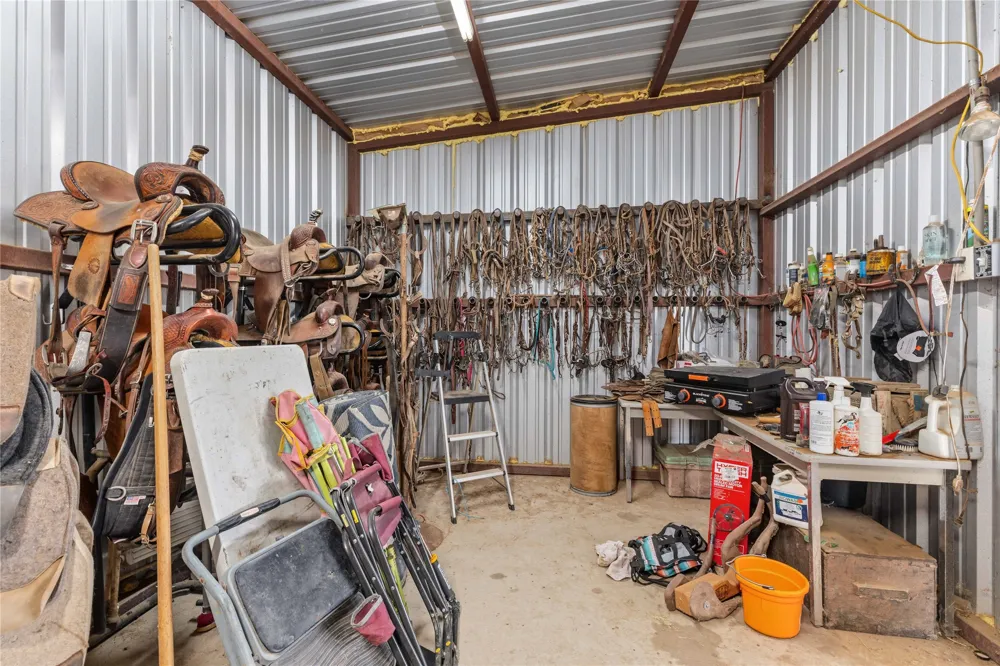 186 520 Mullin, TX 76864