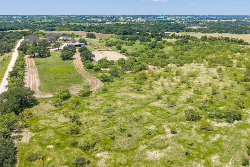 186 520 Mullin, TX 76864