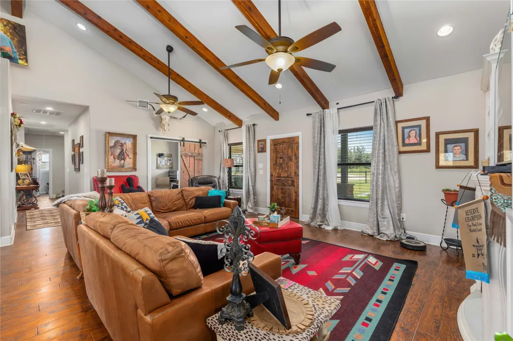 186 520 Mullin, TX 76864
