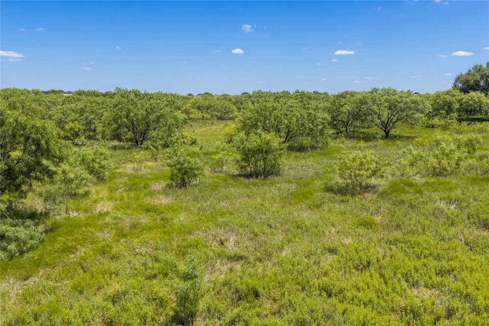 186 520 Mullin, TX 76864