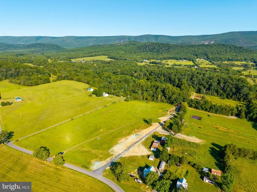 ALUM SPRINGS RD. PARCEL E Edinburg, VA 22824