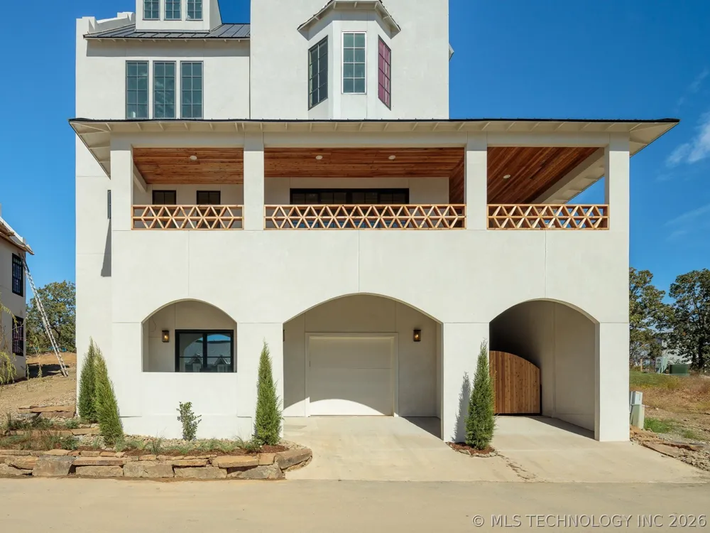 105 Lower Greenway Carlton Landing, OK 74432