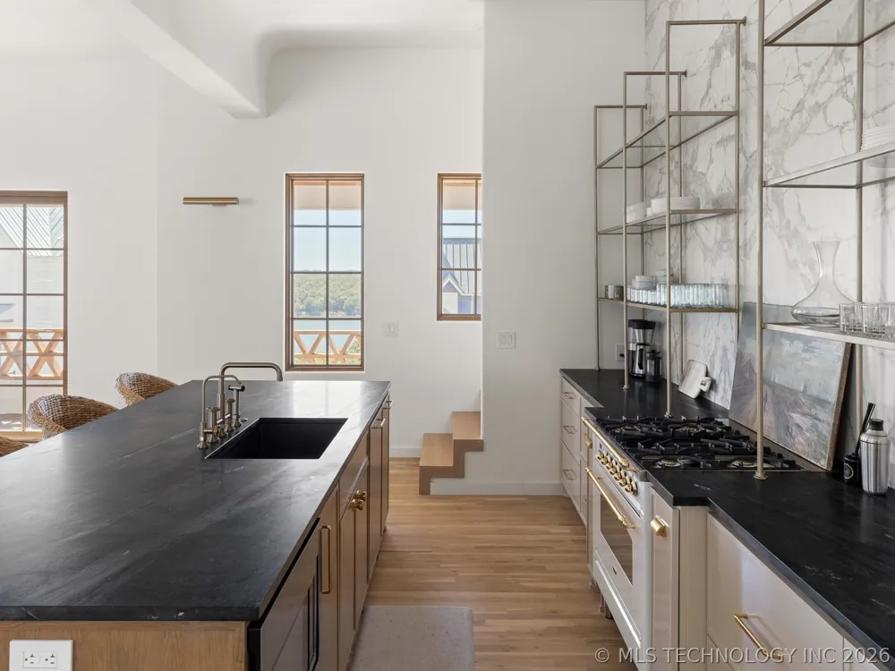 105 Lower Greenway Carlton Landing, OK 74432