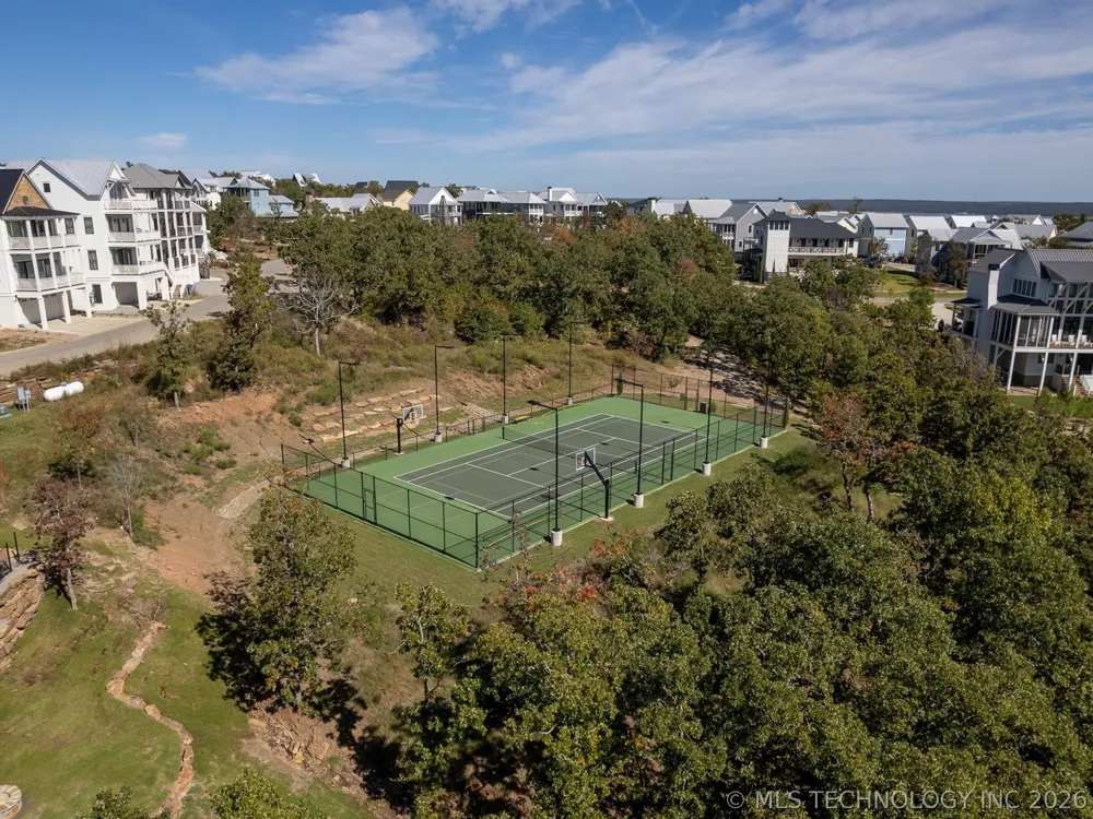 105 Lower Greenway Carlton Landing, OK 74432