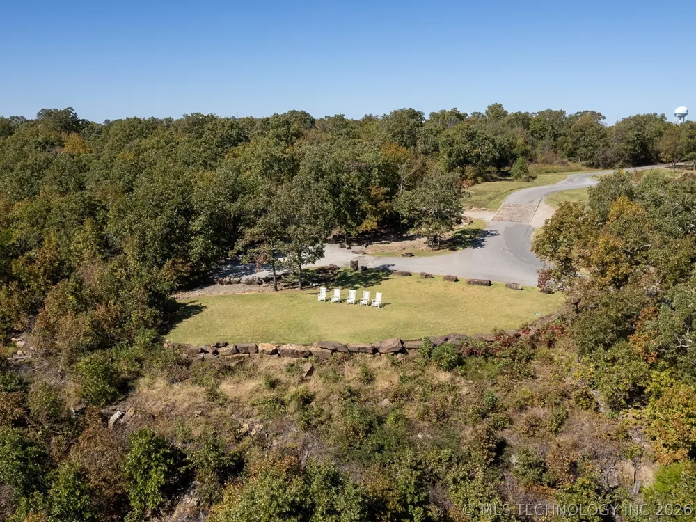 105 Lower Greenway Carlton Landing, OK 74432