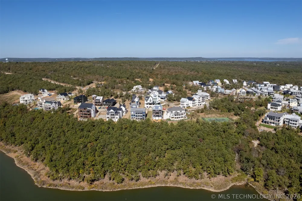 105 Lower Greenway Carlton Landing, OK 74432