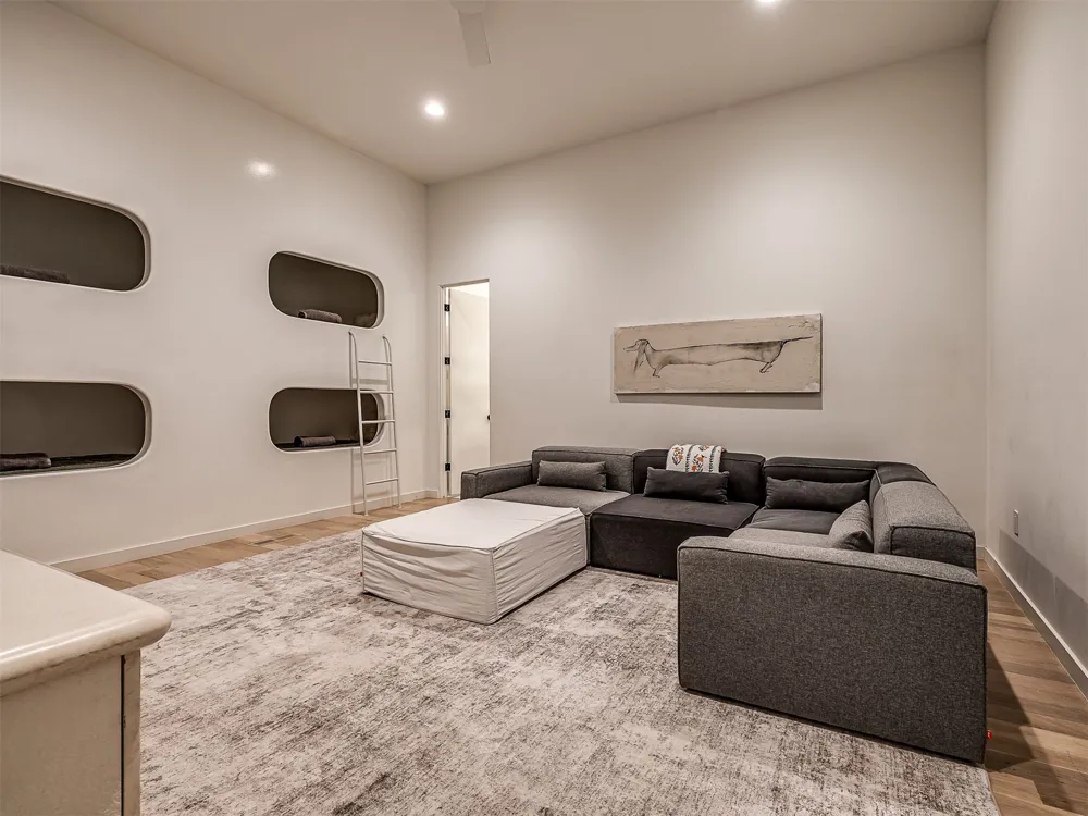 105 Lower Greenway Carlton Landing, OK 74432