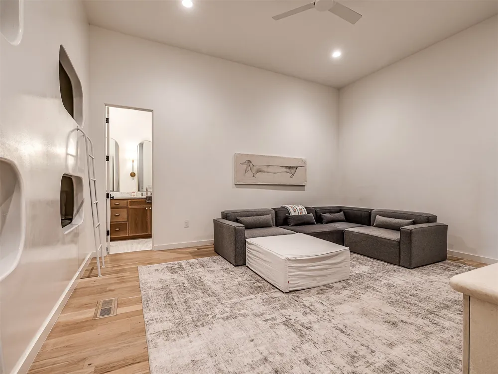 105 Lower Greenway Carlton Landing, OK 74432