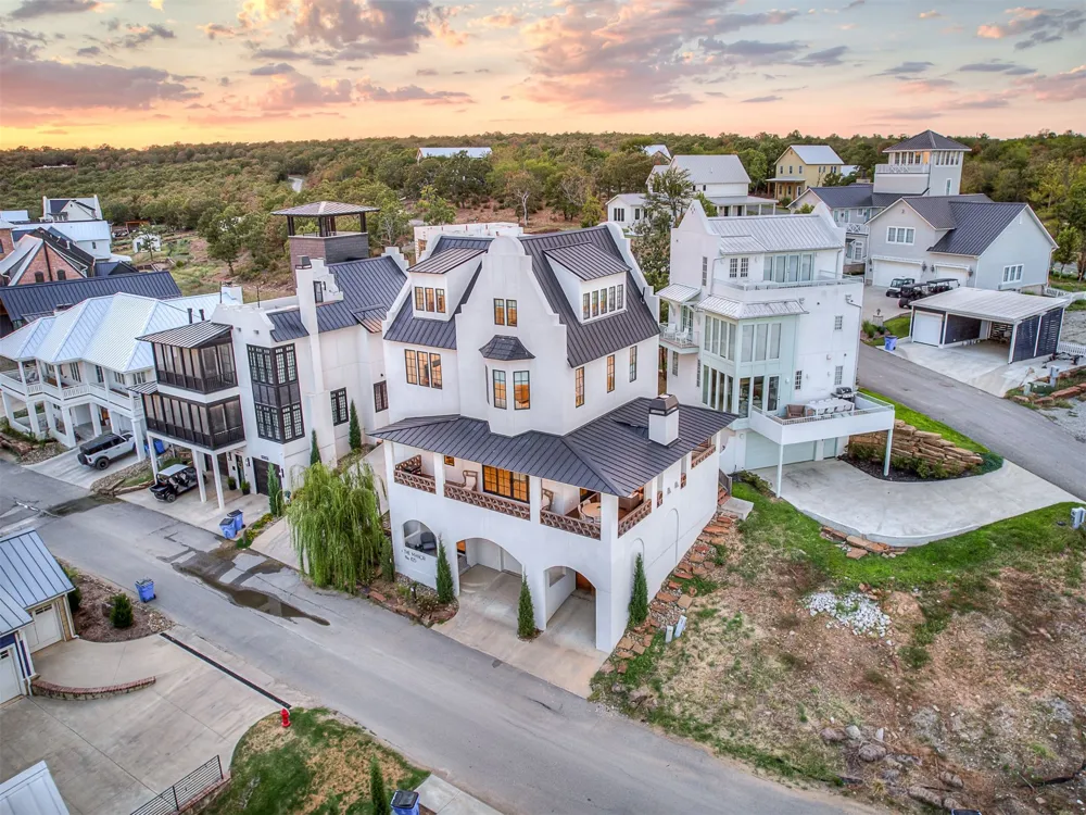 105 Lower Greenway Carlton Landing, OK 74432